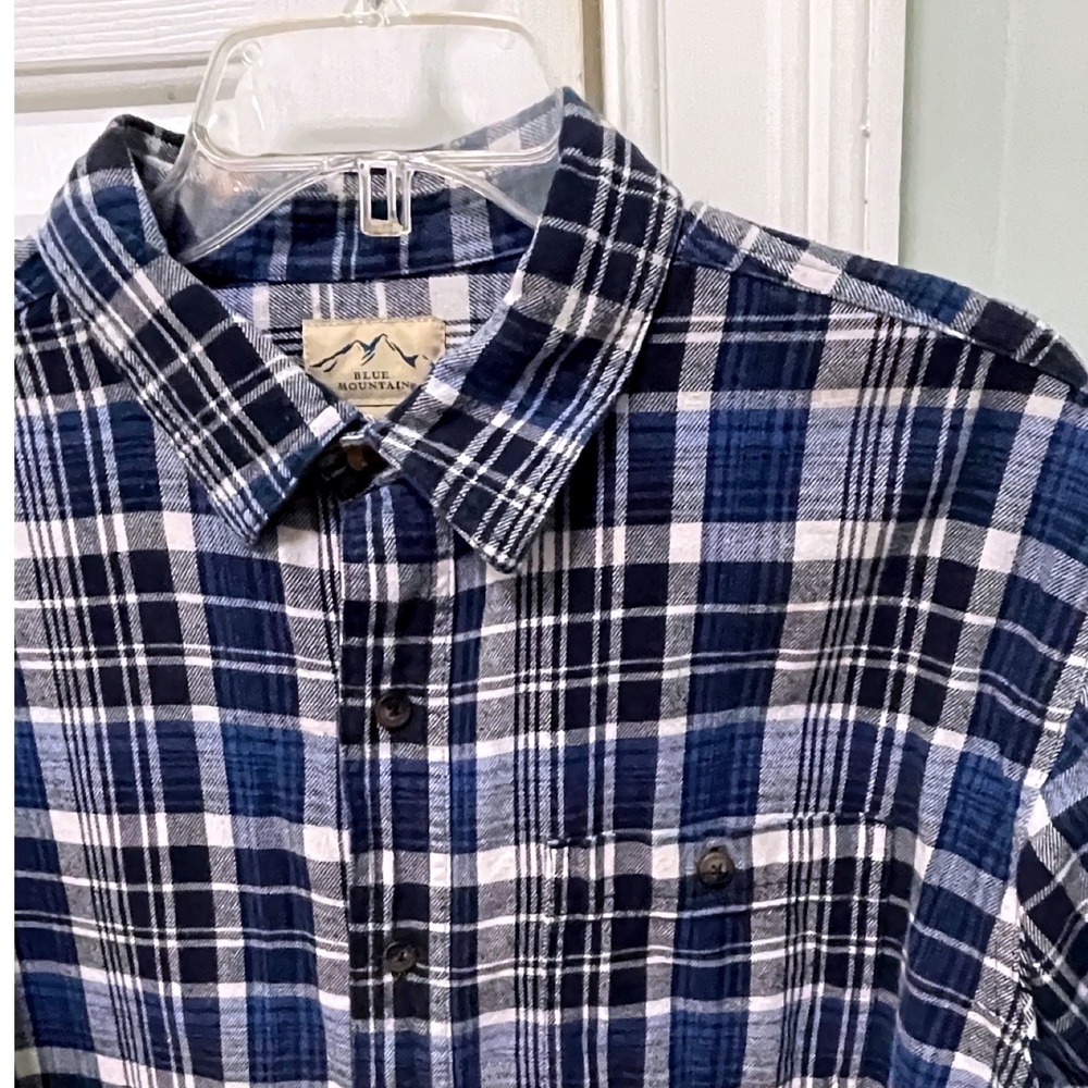 Blue Mountain Mens Large Blue White Plaid Long Sleeve Cotton Button Down Shirt